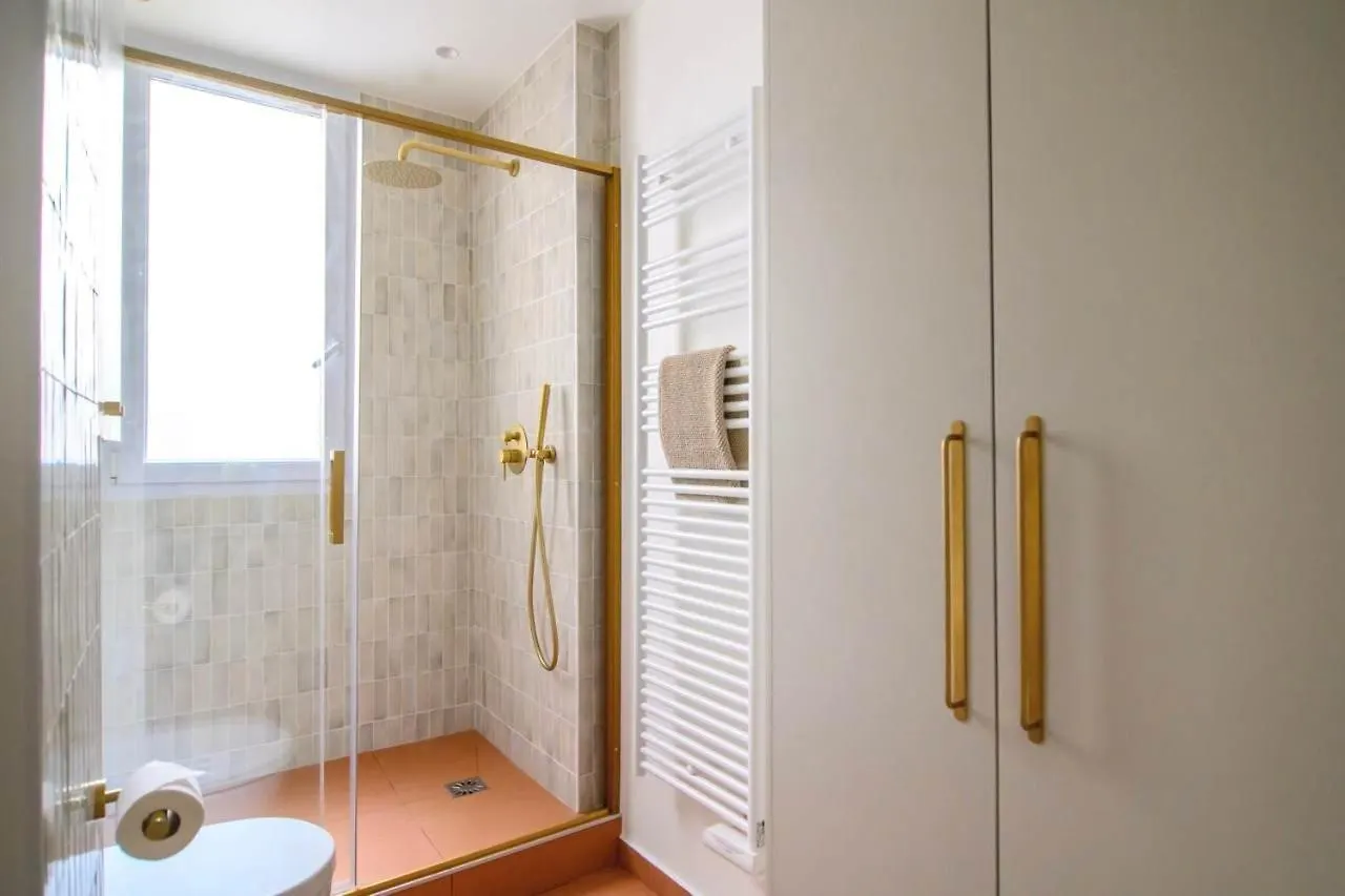Deco St Antoine Apartman