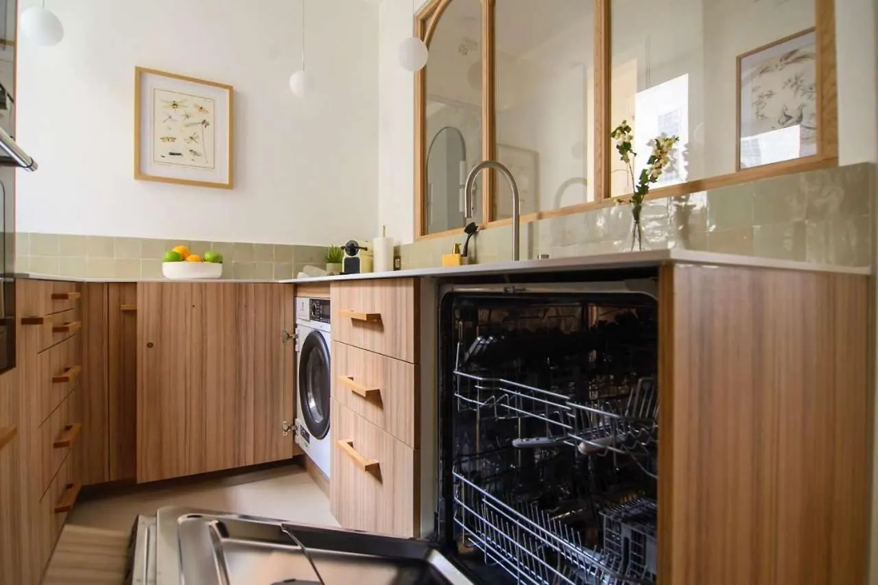 Apartment Deco St Antoine